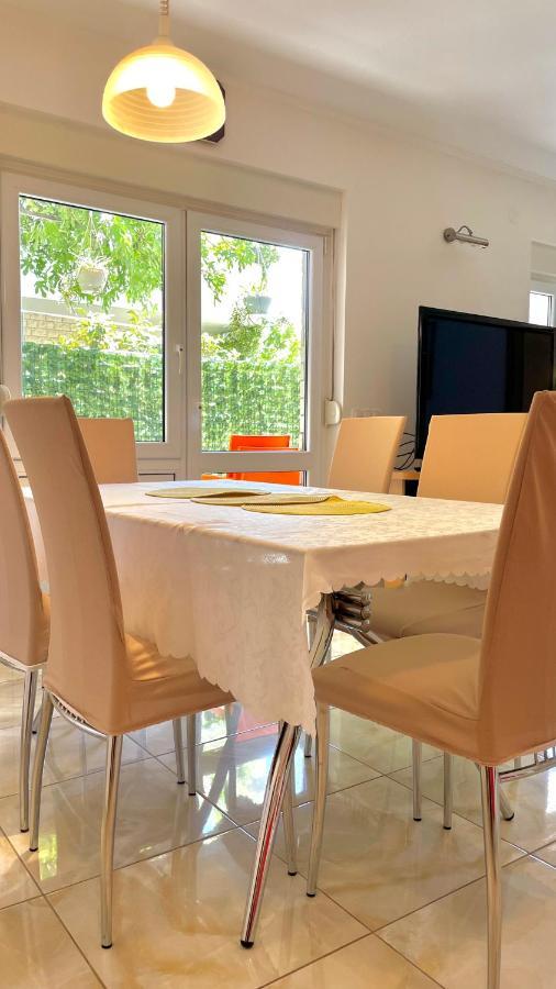 Apartments Neven Omiš Екстериор снимка