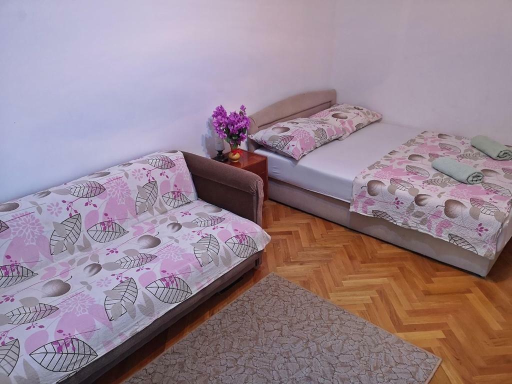 Apartments Neven Omiš Екстериор снимка